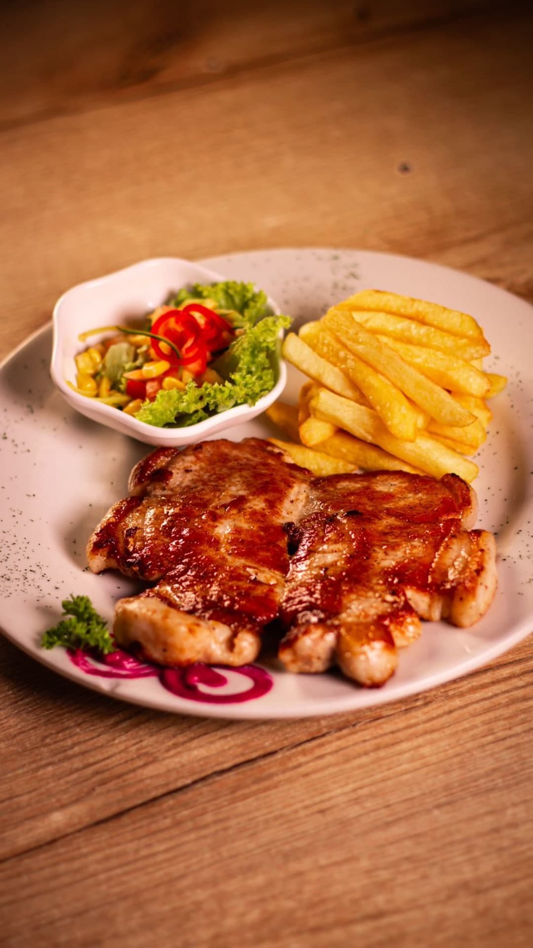 LOMO DE CERDO A LA PLANCHA